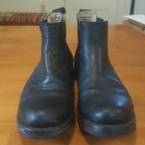 Frye Chelsea Romeo Boot